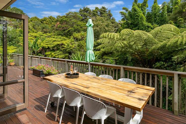 7 Springwater Vale Unsworth Heights_8