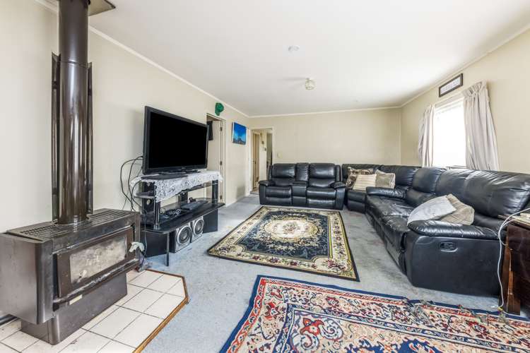 47 Flat Bush Road Clover Park_14