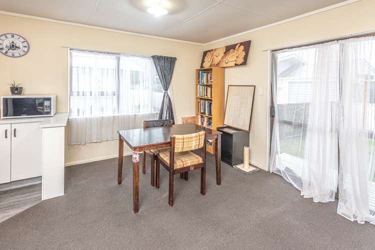 2b Roberts Avenue Aramoho_3