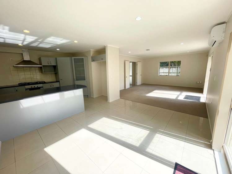 24a Links Road New Lynn_1