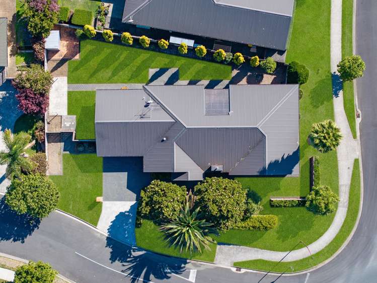 2 Shiraz Place Rototuna_1