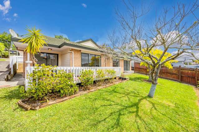 Charming ex-Fletcher Brick and Tile Beauty!