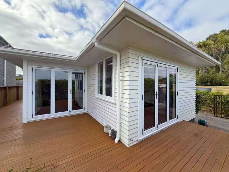 6 Crieff Place Te Atatū Peninsula_17