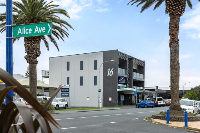 2B/16 Florence Avenue Orewa_4