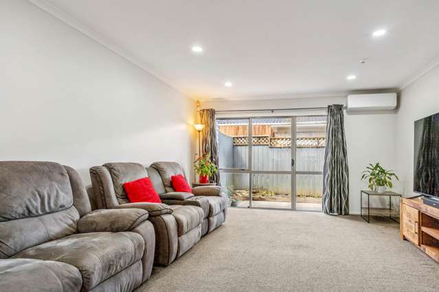 24M Mount Smart Road Royal Oak_4