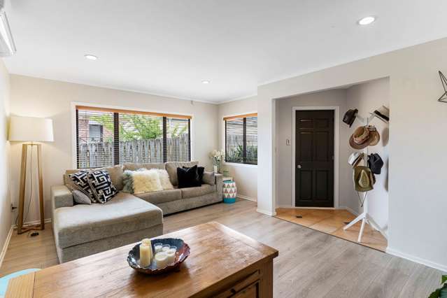 2/70 Howe Street Howick_1