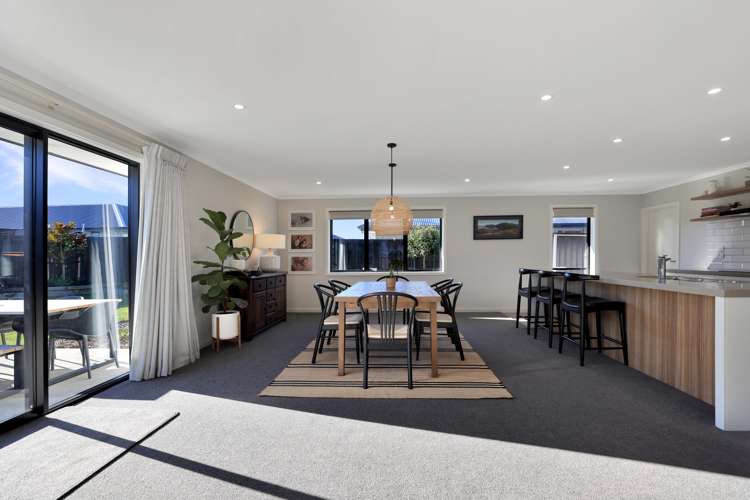 26 Redhaven Rise Netherby_9