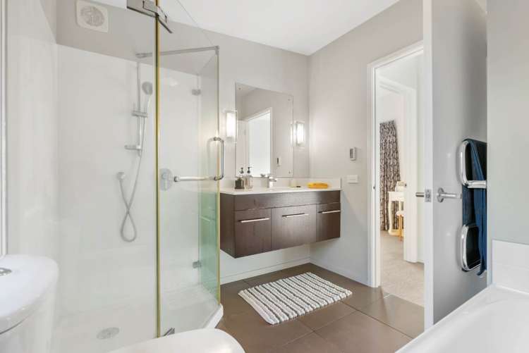 149n Glengarry Road Glen Eden_22