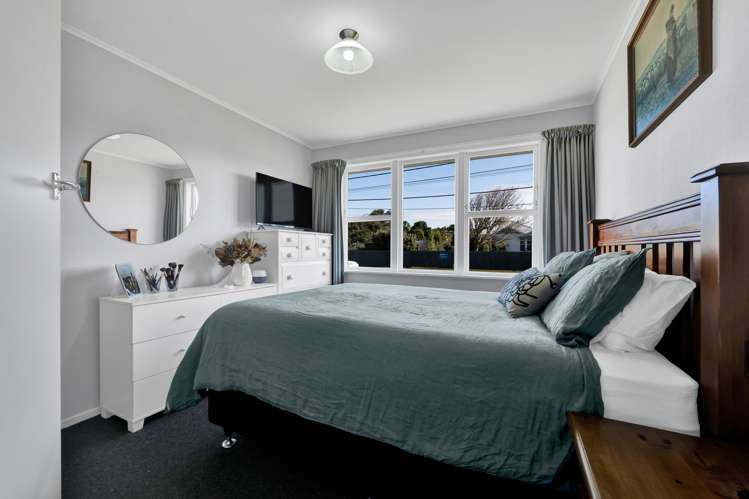 111 & 111a Puriri Street Hawera_7