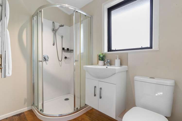 2/100 Victoria Street Onehunga_15