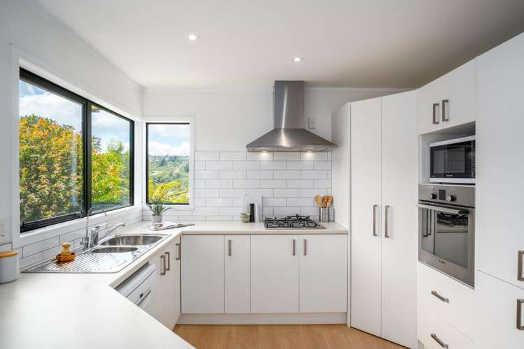 14 Aintree Grove Churton Park_14