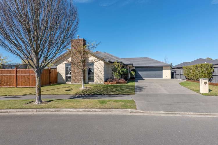 5 Carradale Avenue_0