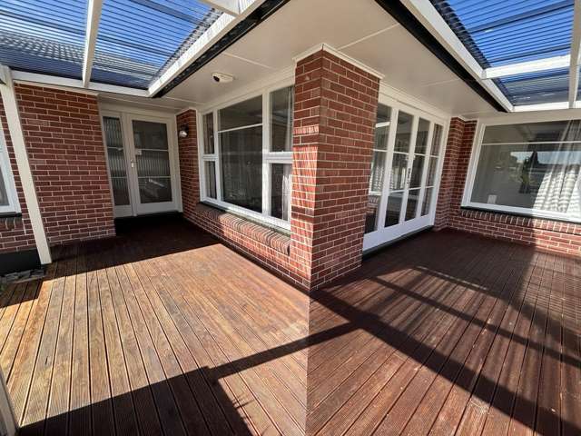 207 Memorial Ave Burnside_1