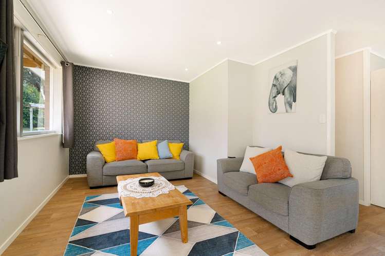 2/2 Kashmir Road Glen Eden_6