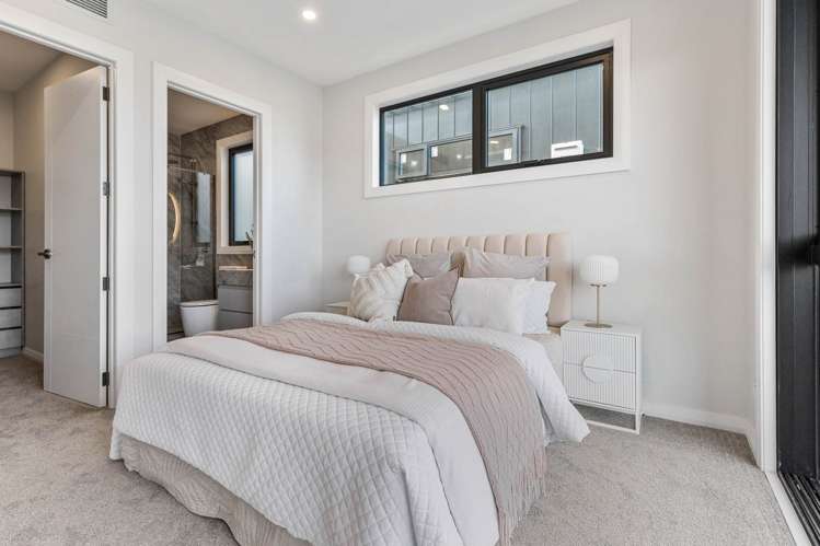 3 Humenga Place Long Bay_34