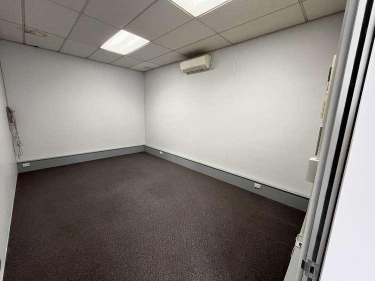 Unit P/383 Khyber Pass Newmarket_5