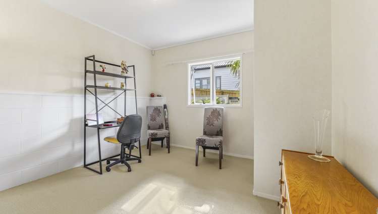 19 Swann Beach Road Stanmore Bay_10