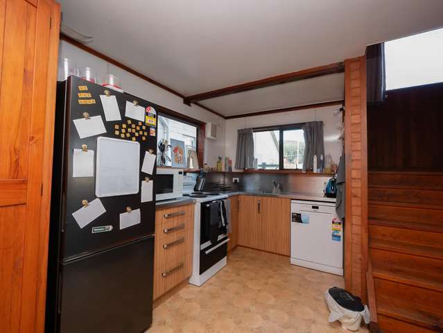 2/114 Harbour Tce North Dunedin_4