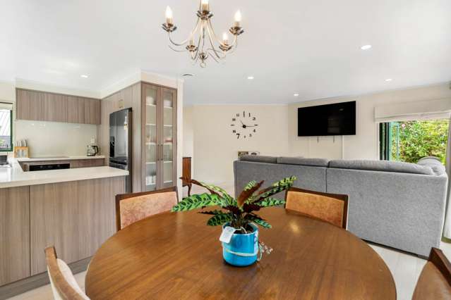 5/68A Woodlands Cresent Browns Bay_4