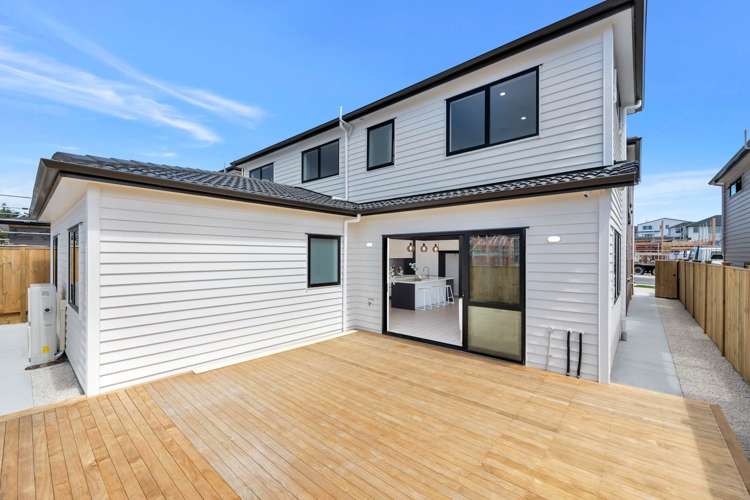 19 Dungloe Avenue Flat Bush_15