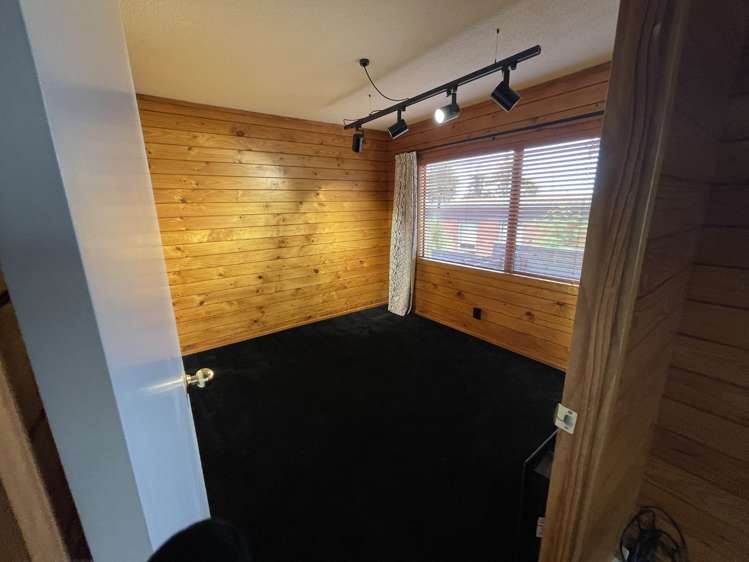 261 Great North Road Henderson_5