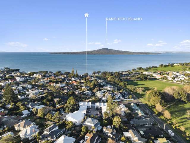 1/18 Handley Avenue Narrow Neck_1