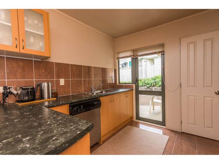 21 Copplestone Place New Lynn_2