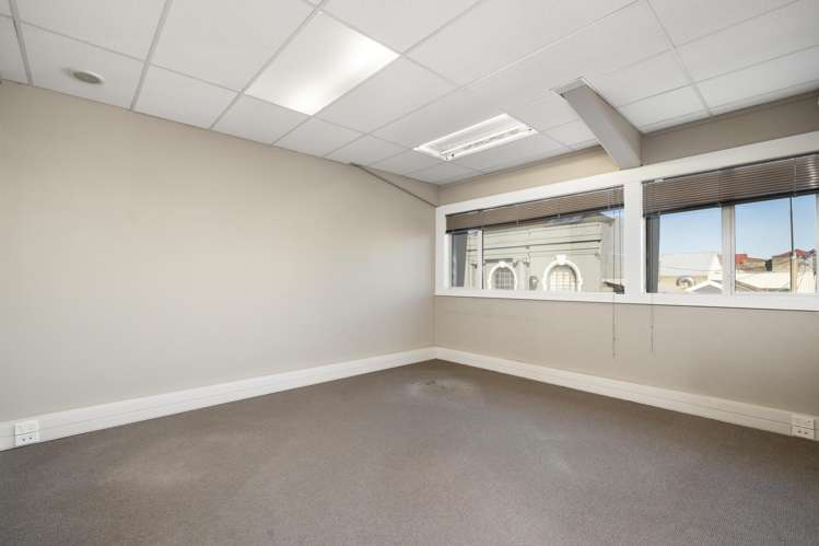 10-16 Perry St Masterton_4