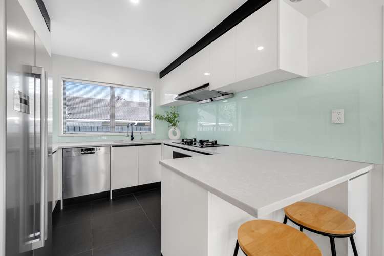 1/4 Jillteresa Crescent Half Moon Bay_13