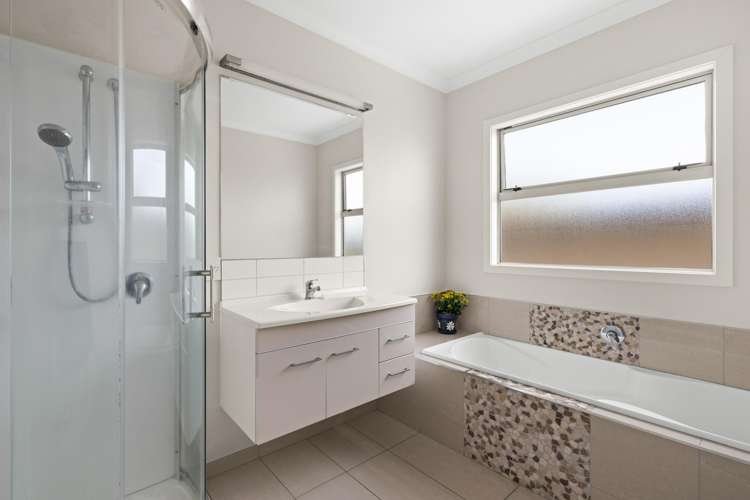 4 Waitaki Way Poraiti_20