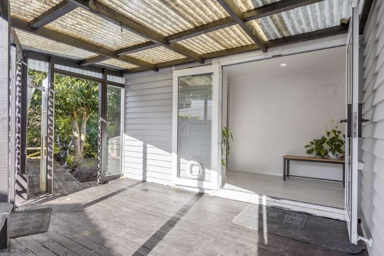 55 Wallace Place Westown_18