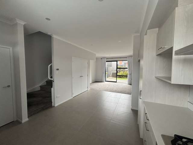 12 Kapia Road Westgate_1