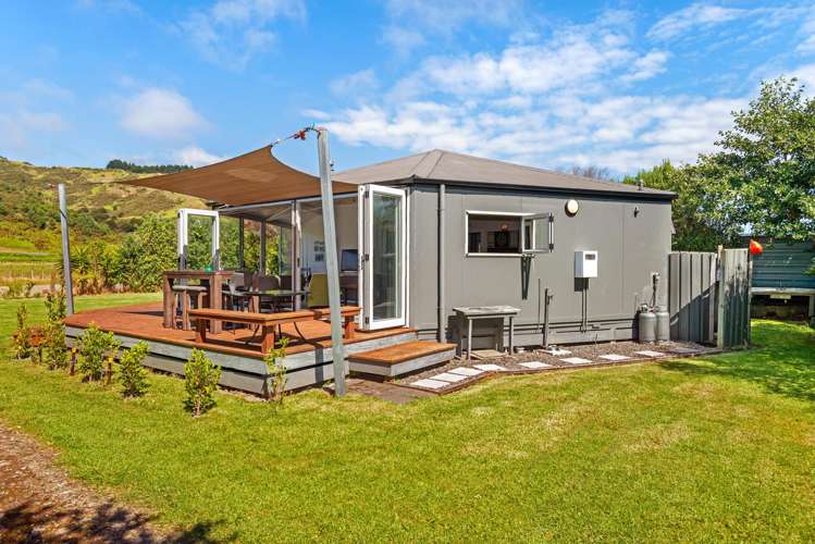 86 Fortescue Street Māhia Beach_16