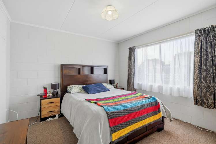1-4/158 Crinan Street Appleby_16