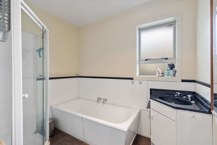 16 Dunstan Crescent 10180_8