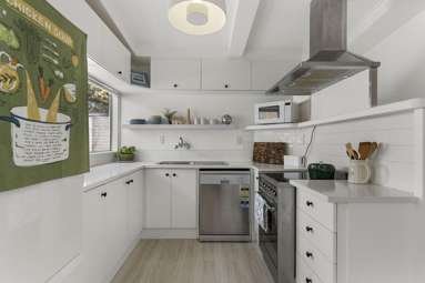 2/58 Birkdale Road_1