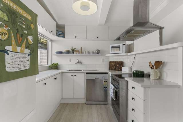 2/58 Birkdale Road Birkdale_1