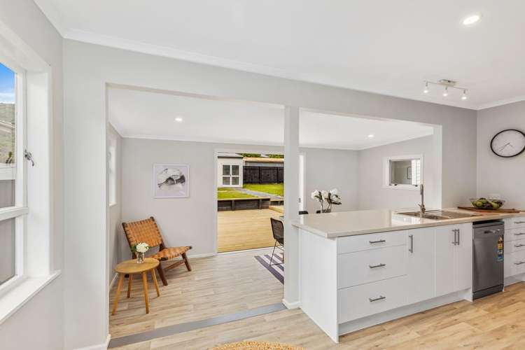 8 Wise Street Wainuiomata_2