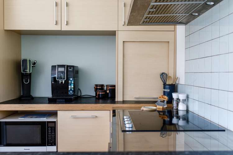 8 Pohutukawa Drive Waiotahe_5