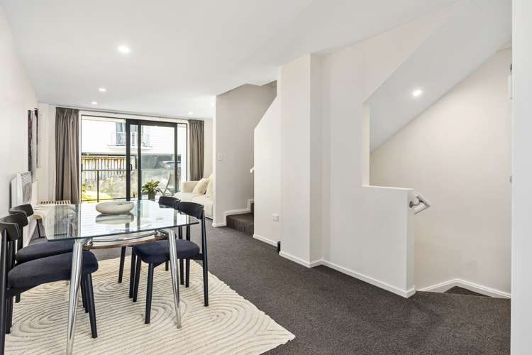 2/464 Adelaide Road Berhampore_3