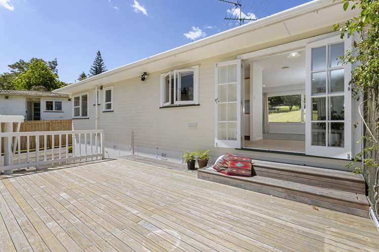 13 Ragley Street Titirangi_3