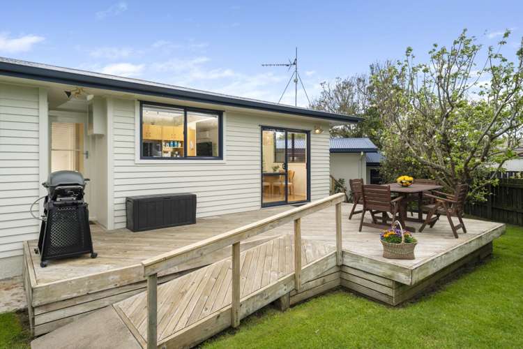 10 Seaforth Grove Greerton_19