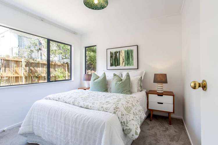 2/44 Barbados Drive Unsworth Heights_14