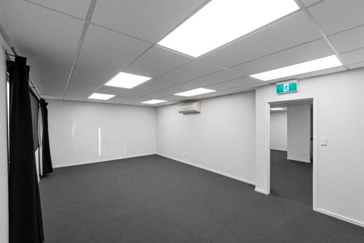 4, 1004 Ferry Road Ferrymead_8