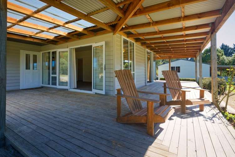 8 Old Main Road Cheviot_14