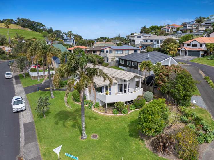 2 Mollyhawk Rise Arkles Bay_22