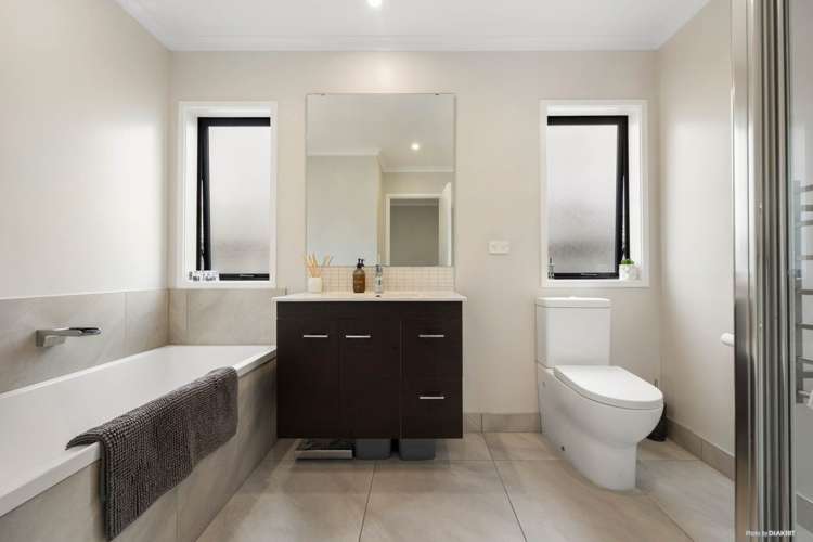 17B Melling Street Glen Innes_17