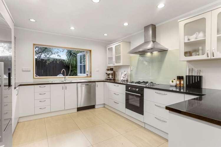 18 Palomino Drive Henderson_11