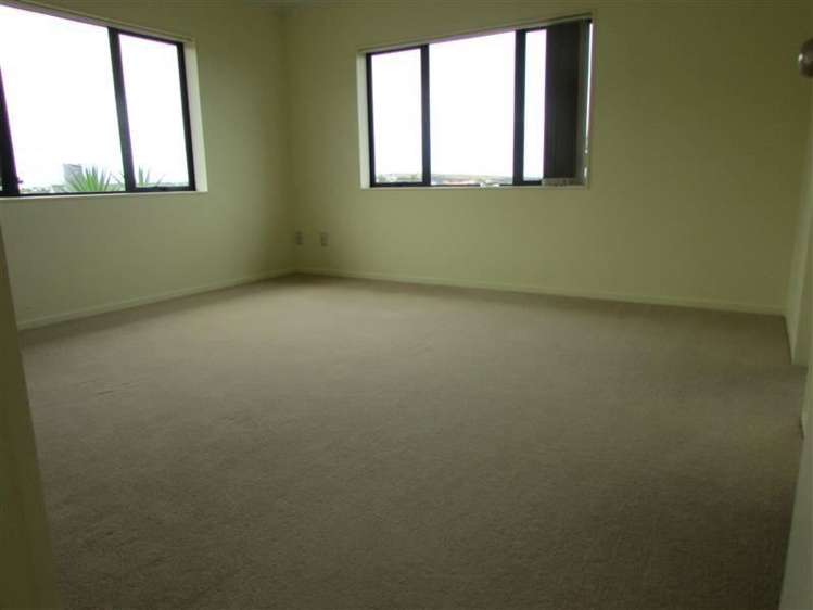 101 Alec Craig Way Gulf Harbour_17