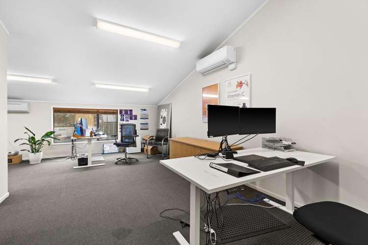 816 Karamu Road North Mayfair_3